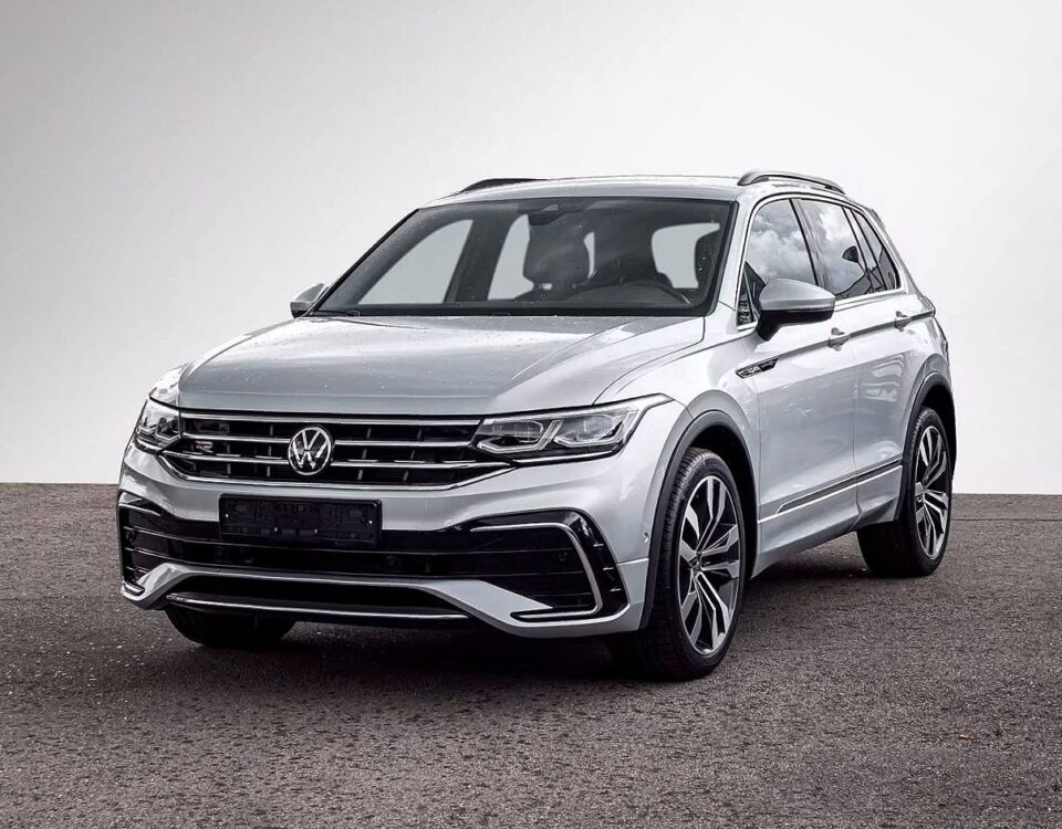 Volkswagen Tiguan R-Line 3.050.000₽